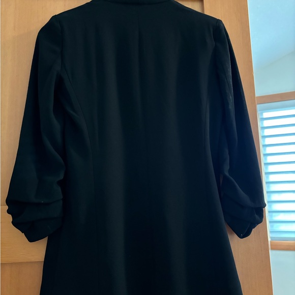 Aritzia Babaton black long blazer - Picture 5 of 8